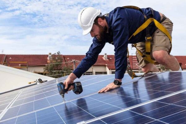 How to Lower Your Energy Bills A Guide to Installing Solar Panels in Lake Macquarie